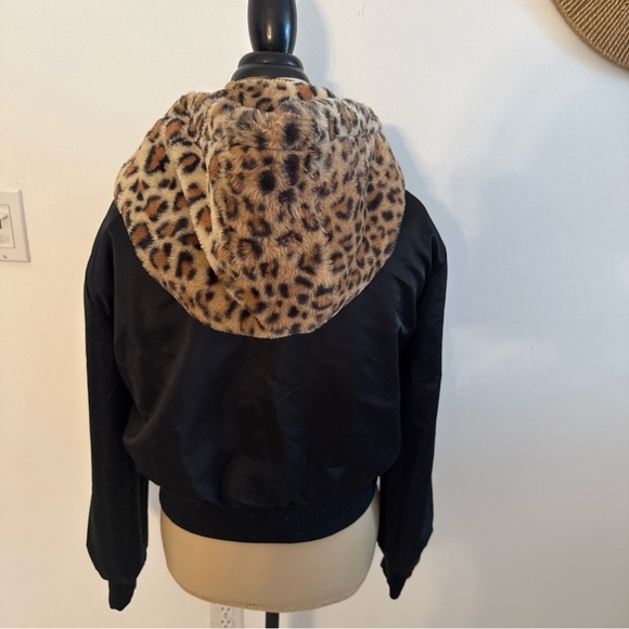 Leopard Print Hooded Faux Fur Jacket reversible - Picture 12 of 12